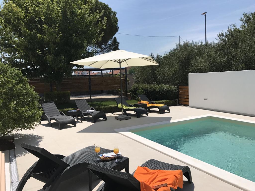Apartments Saric Biograd Na Moru Bagian luar foto